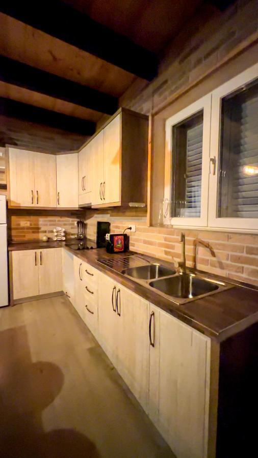 Columbus Villas Vermosh Экстерьер фото